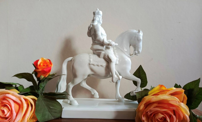 Marka Rosenthal - światowa ikona porcelany pełnej kunsztu i wyrafinowania. Czy można spotkać ją na lokalnym rynku?